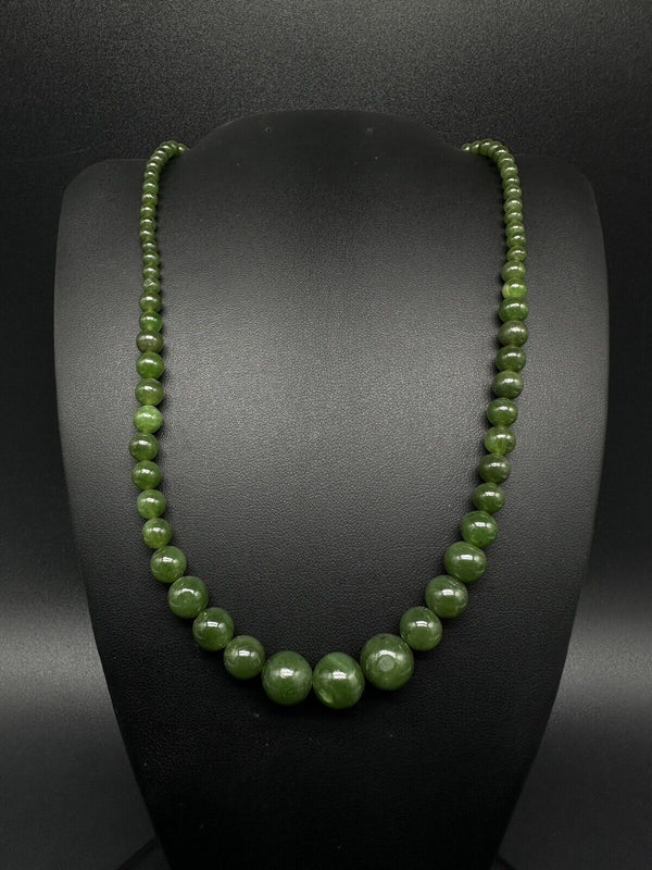 Vintage Chrysoprase Gemstone Graduated Bead Necklace 18”