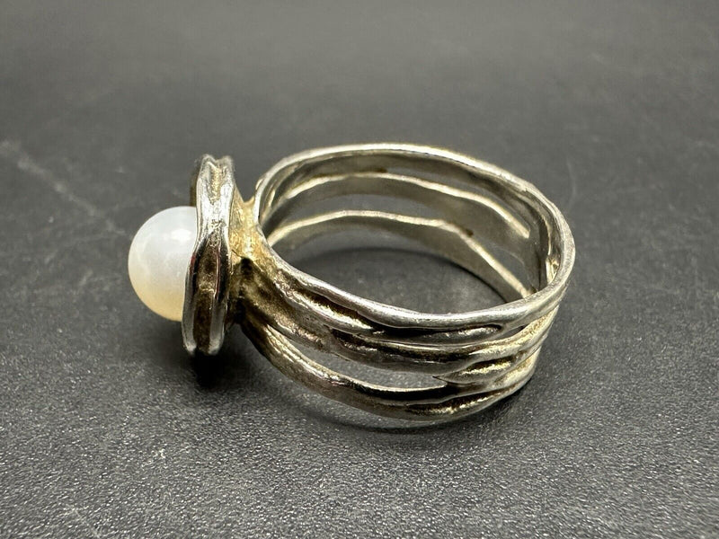 Sterling Silver 925 and Pearl Ring Size 7