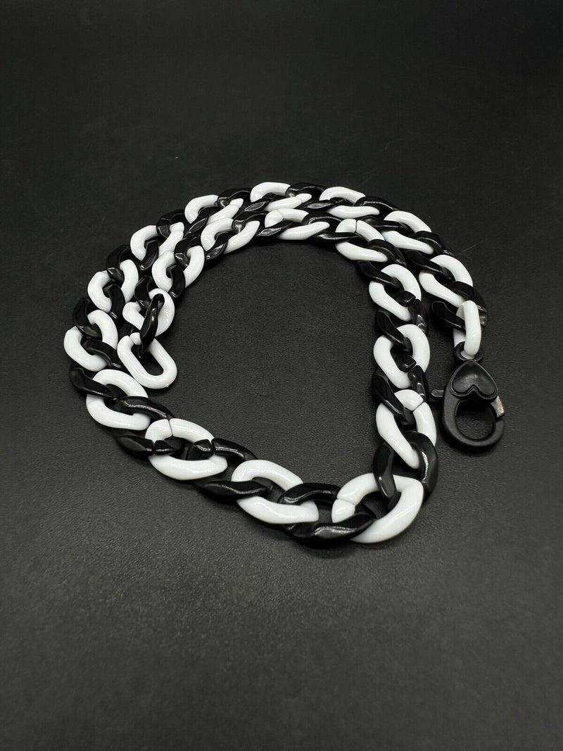 Acrylic Curb Link Necklace White and Black 18”