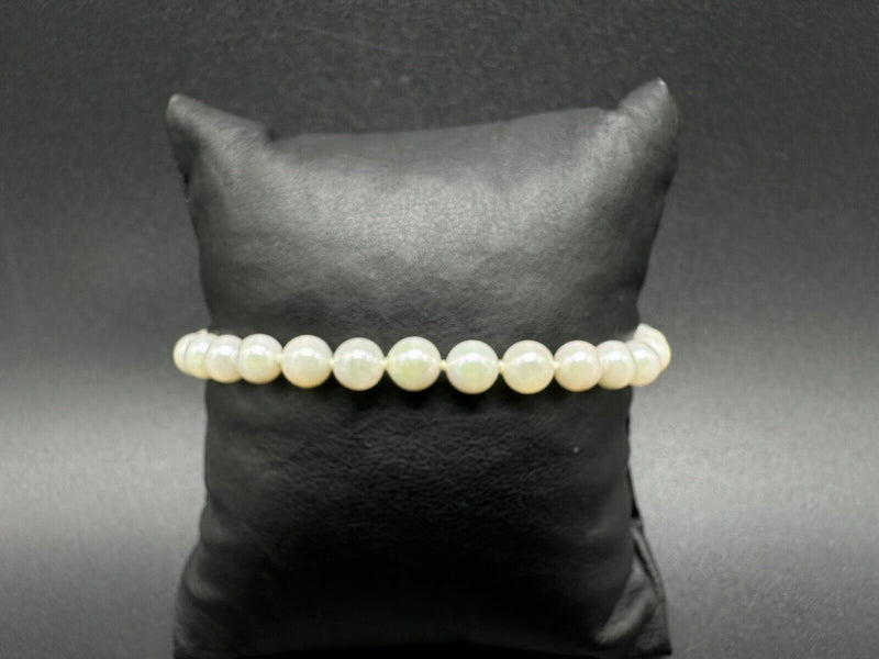 14k Gold Lustrous Genuine Pearl Bracelet 7" long