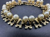 VINTAGE 1930-40'S GOLD TONE CREAMY WHITE FAUX PEARL BRACELET! 7”