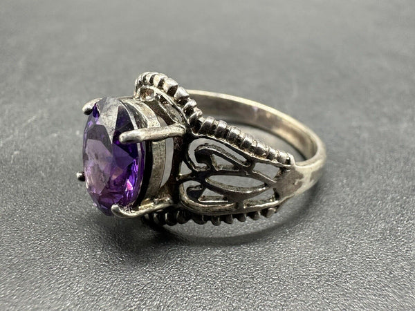 Vintage Purple Amethyst Stone Sterling Silver Ring Size 6.5