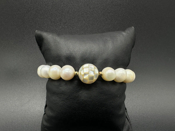 Freshwater Pearls Mother of Pearl Charm Bead Bracelet Cream Stretch Design 6.5"