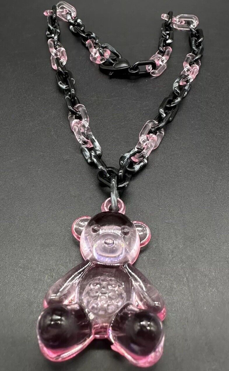 Acrylic Cable Link Chain Crystal Bear Pendant Necklace   18” Long Black & Pink