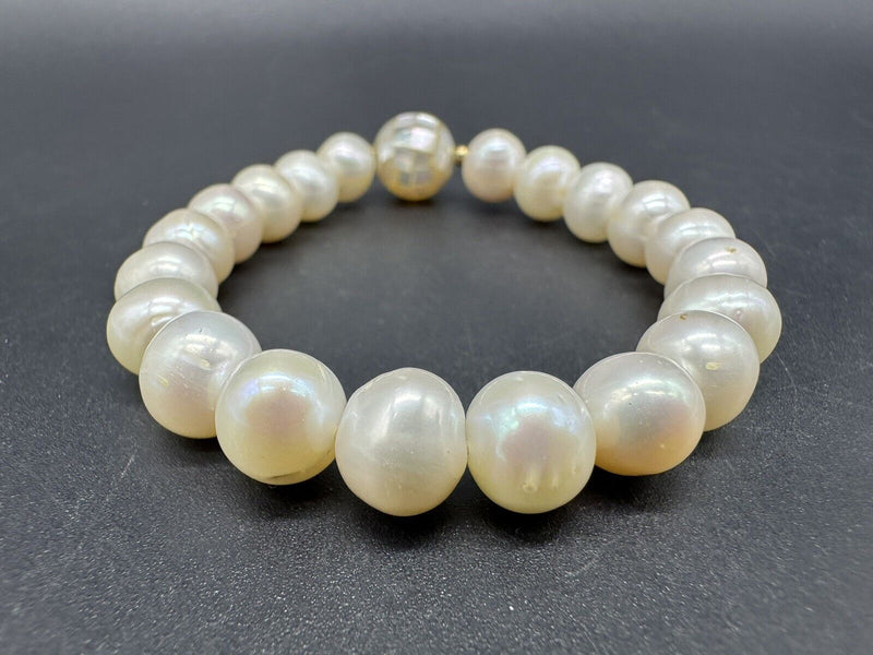 Freshwater Pearls Mother of Pearl Charm Bead Bracelet Cream Stretch Design 6.5"