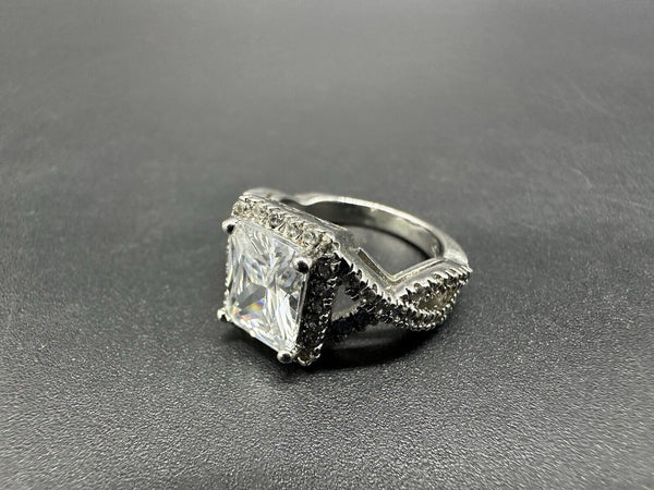 Princess Cut Simulated Stone Engagement Wedding Twisted Ring S925