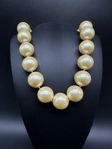 Vintage Chunky Faux Pearl Bead Choker/Collar Necklace 18”