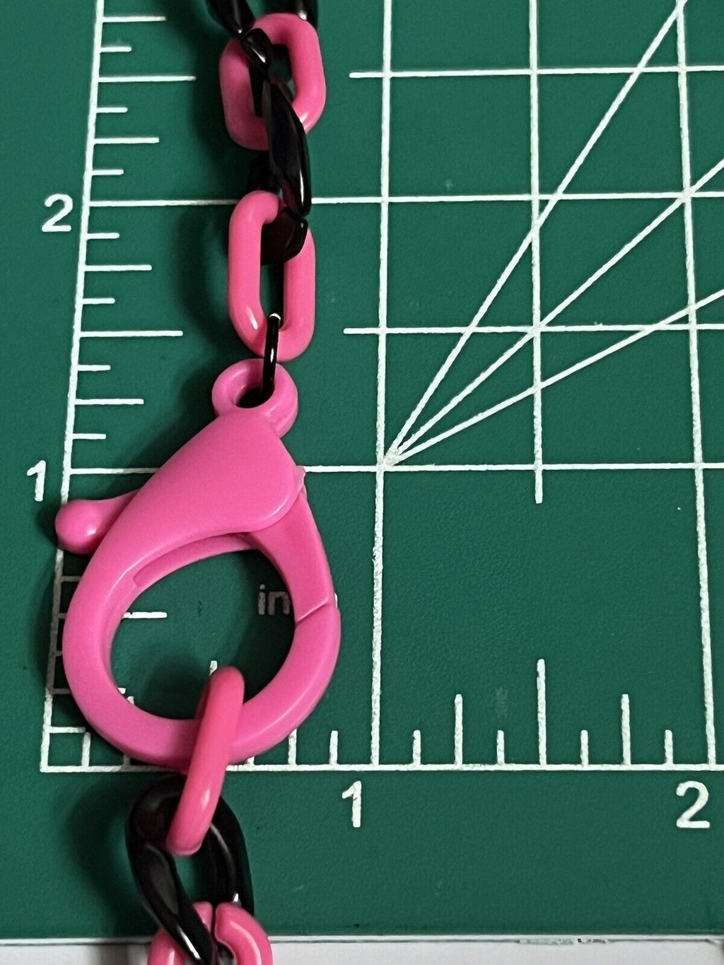 Pink Black Acrylic Resin Plastic Curb Statement Choker Cable Link Necklace 15”