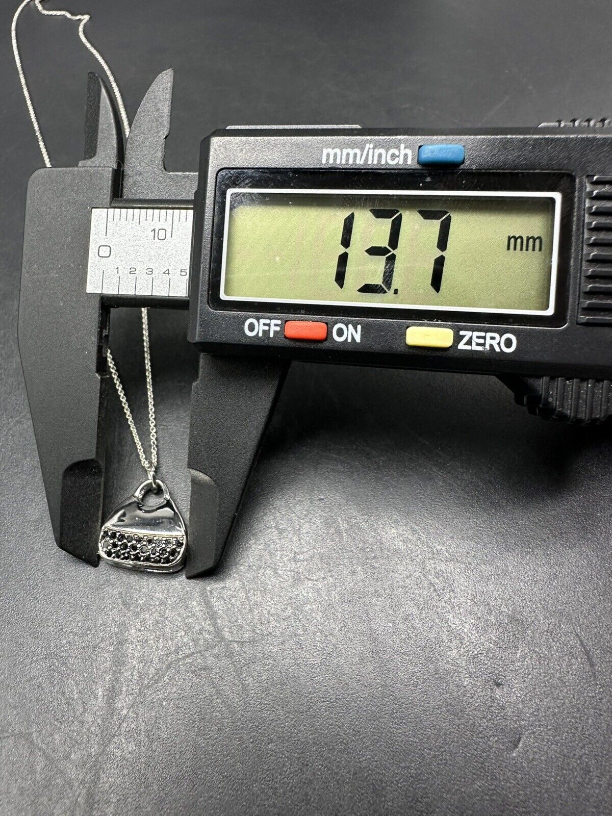 43987537
