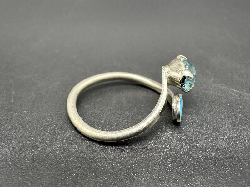 Vintage 925 Sterling Silver Blue Topaz? Stone Band Ring sz 6