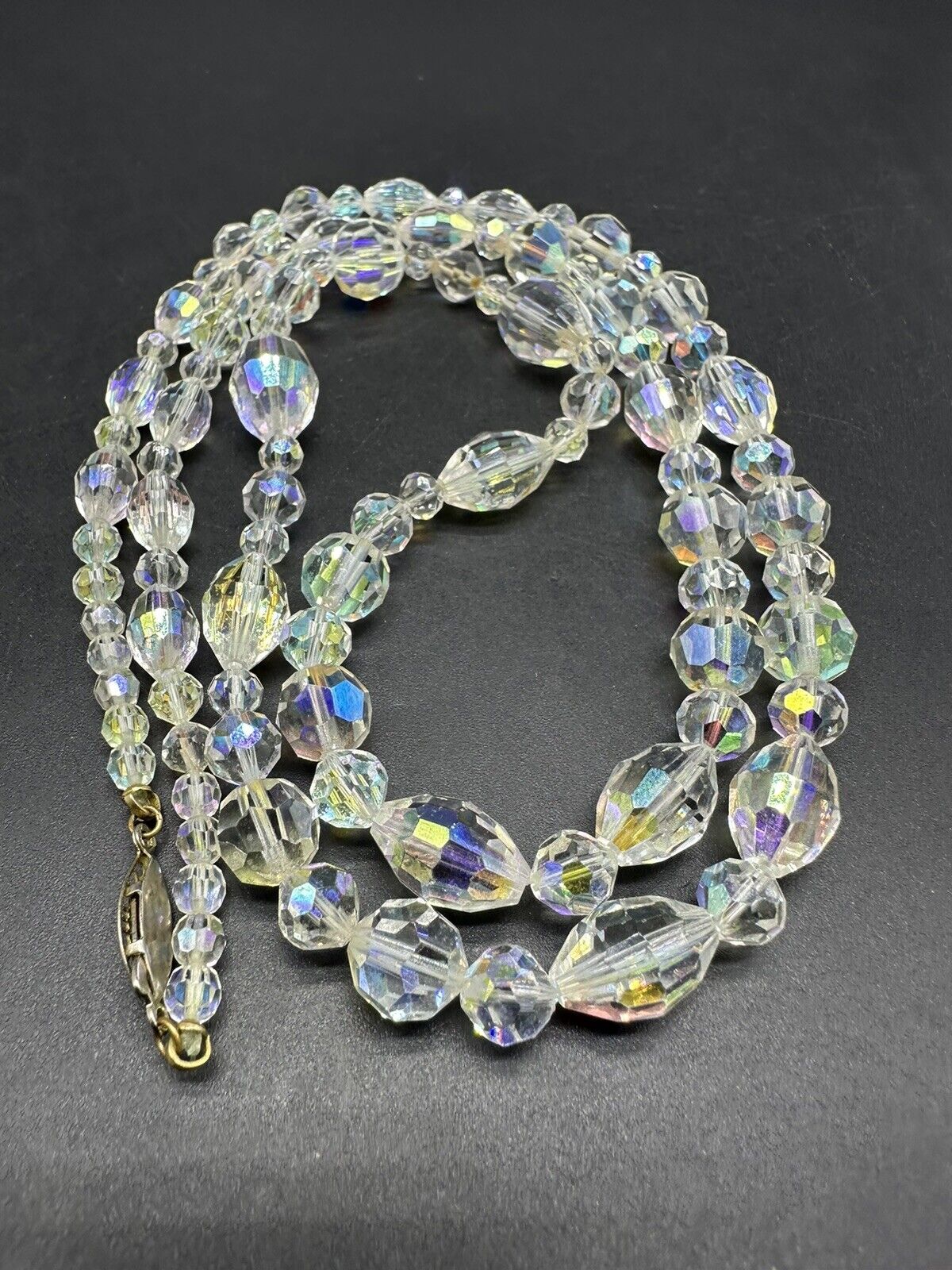 Vintage Aurora Borealis 2024 Glass Beaded Necklace Graduated Faceted Crystal Beads