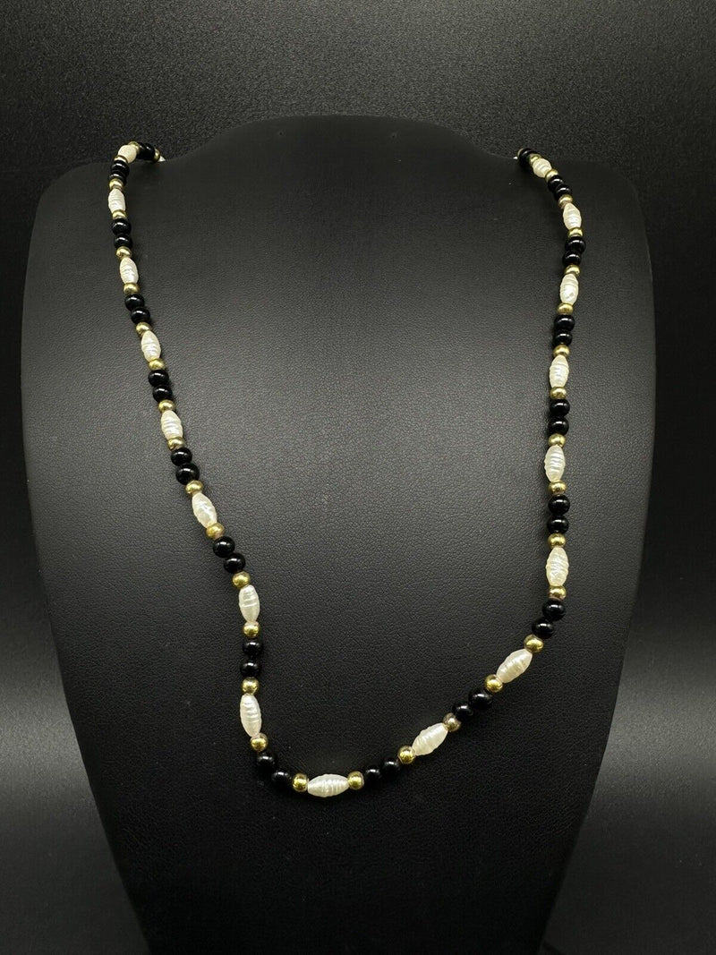 Fabulous Vintage Gold Tone Fresh Water Pearls & Black Onyx Necklace 12