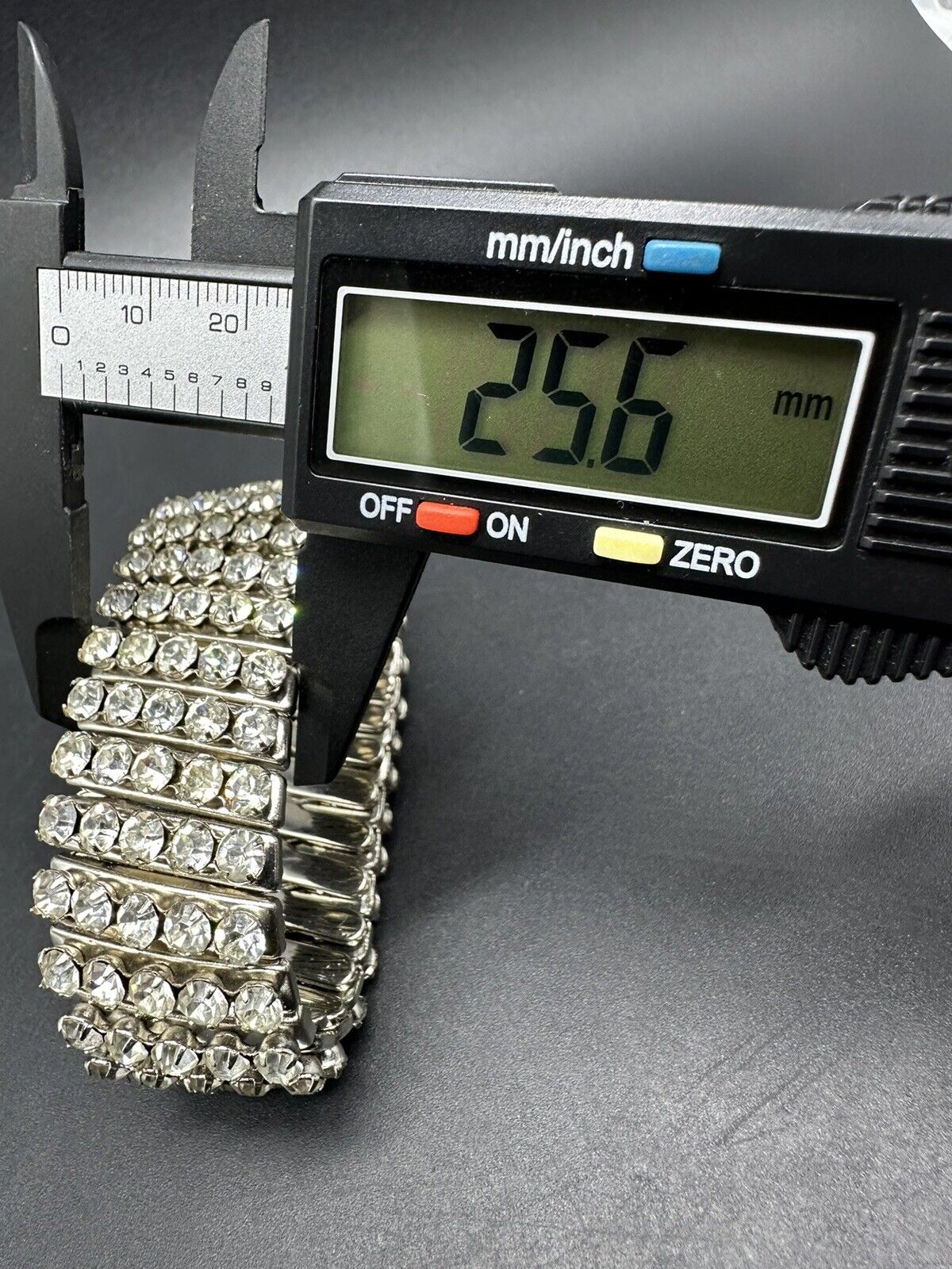 Vintage Rhinestone Accordion Stretch Expandable Bracelet 6”