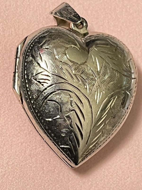 Vintage 925 Sterling Silver Floral Etched Puffy Heart Musical Locket Pendant 15g