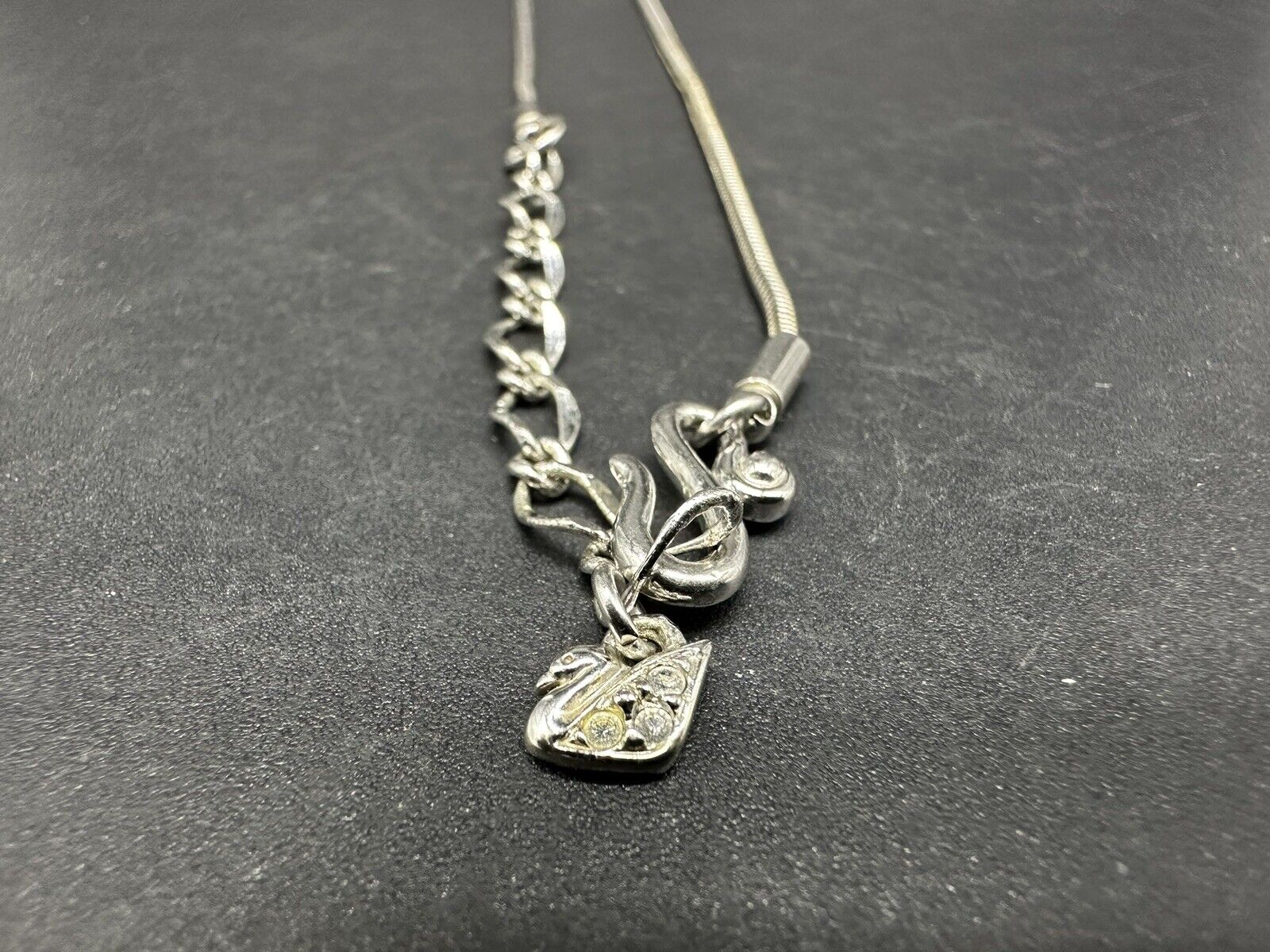 Silver Tone Swarovski CRYSTAL Pendant Necklace 17"