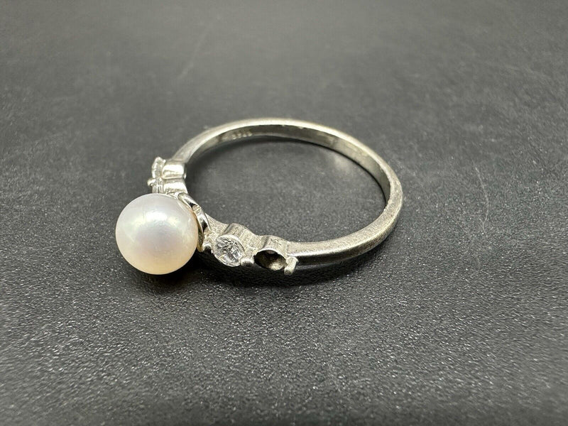 Sterling Silver Pearl Ring Clear Stone (1 Missing) Size 8