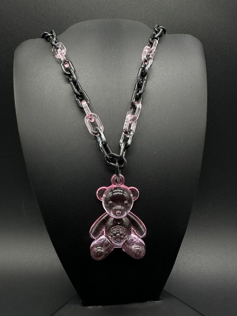 Acrylic Cable Link Chain Crystal Bear Pendant Necklace   18” Long Black & Pink