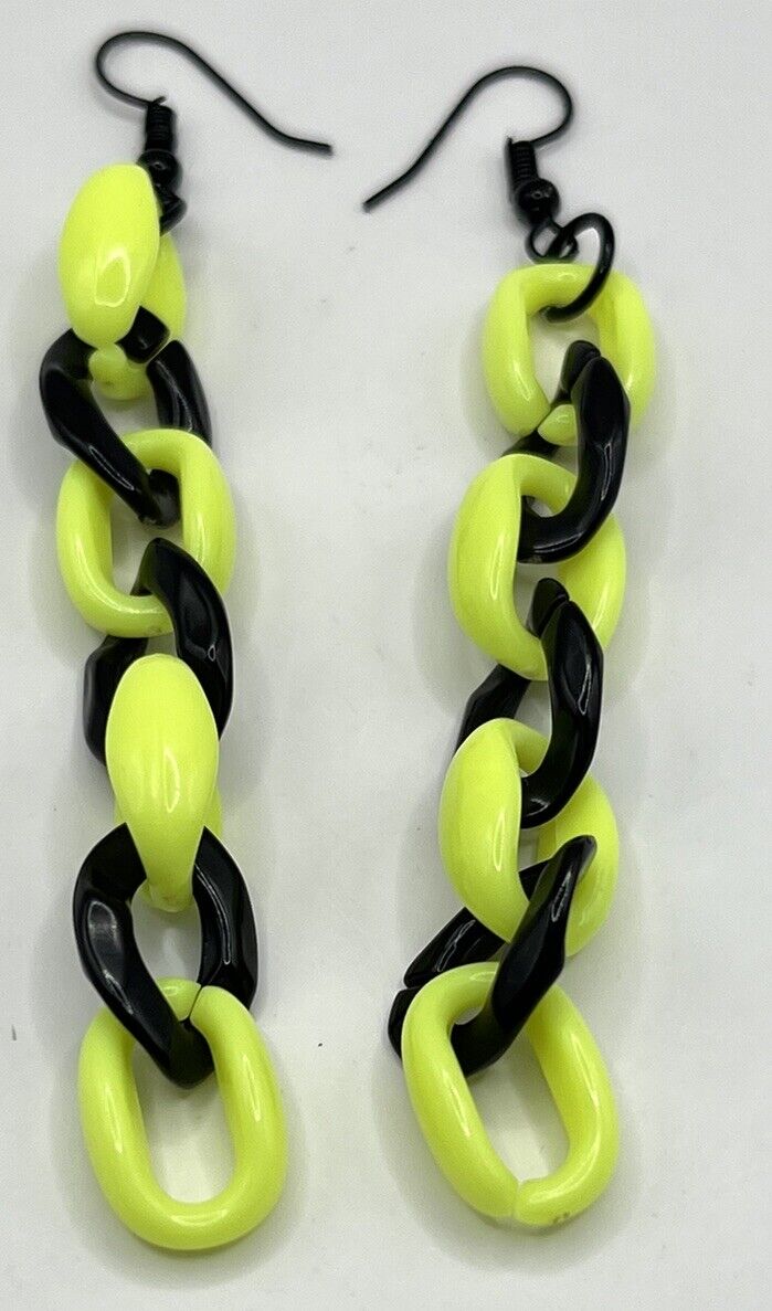 Fun Acrylic Bright Neon Black Link Chain Dangle Earrings 3.5”