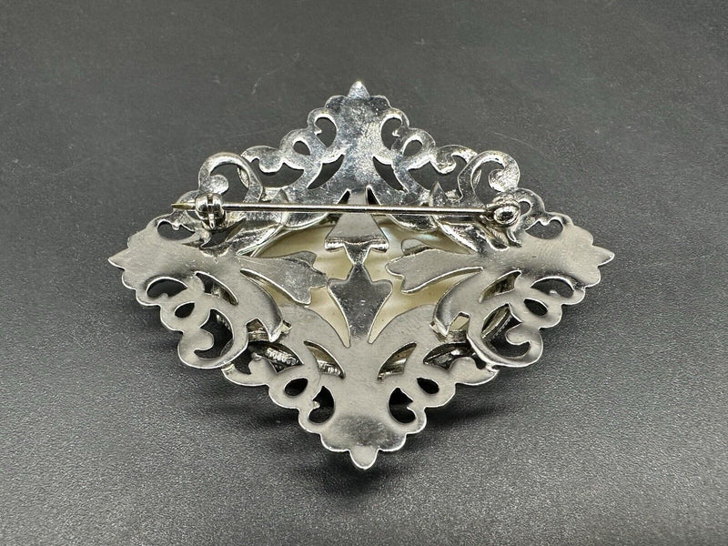 Vintage ornate paua Abalone Shell Brooch