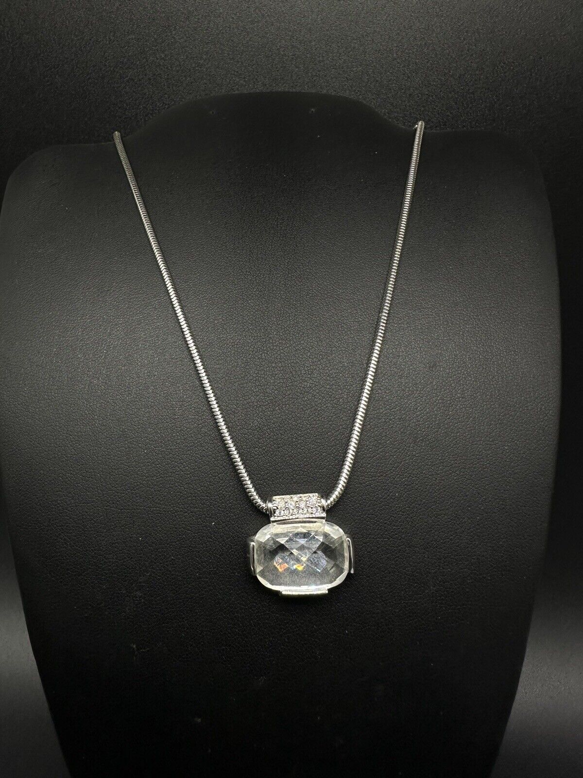 Silver Tone Swarovski CRYSTAL Pendant Necklace 17"