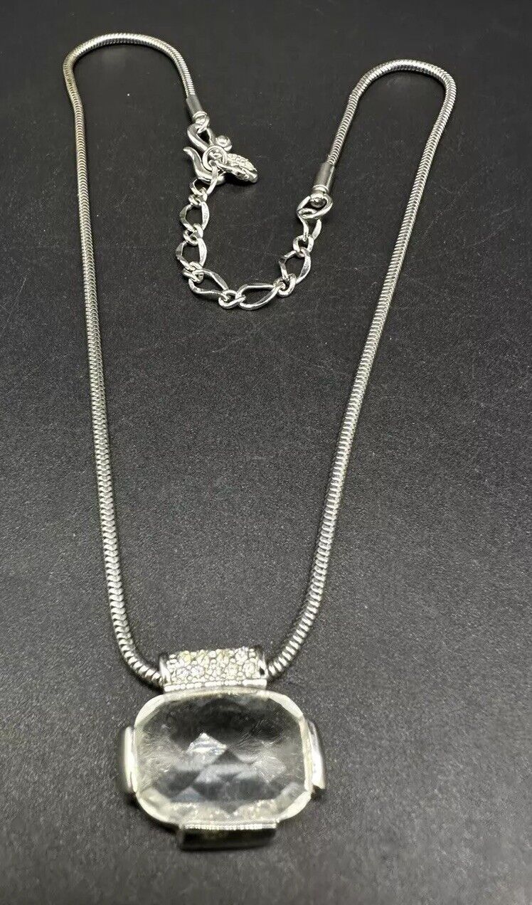 Silver Tone Swarovski CRYSTAL Pendant Necklace 17"