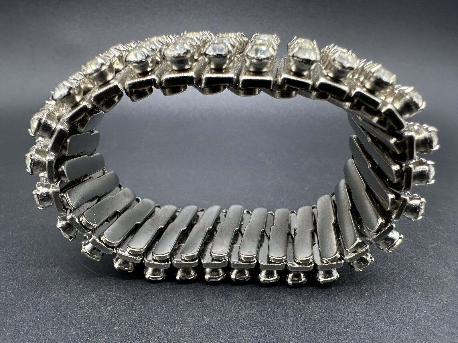 Vintage Rhinestone Accordion Stretch Expandable Bracelet 6”