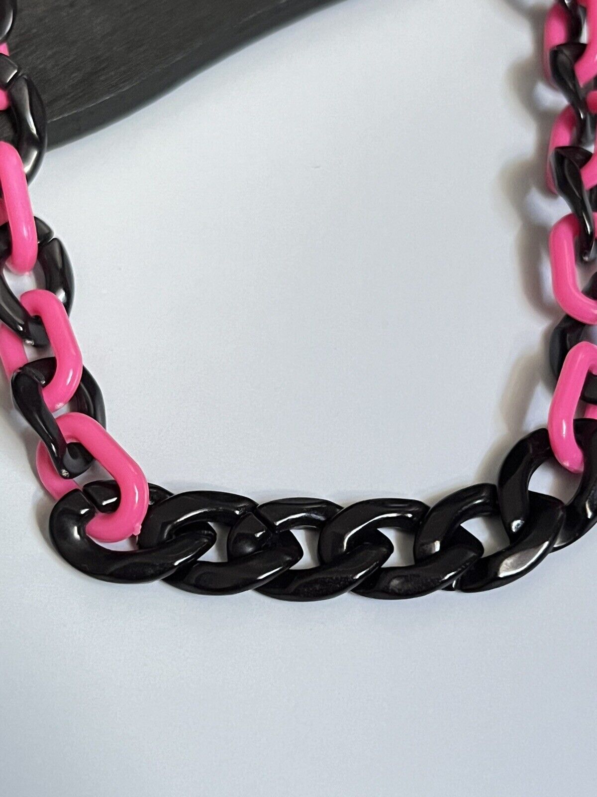 Pink Black Acrylic Resin Plastic Curb Statement Choker Cable Link Necklace 15”