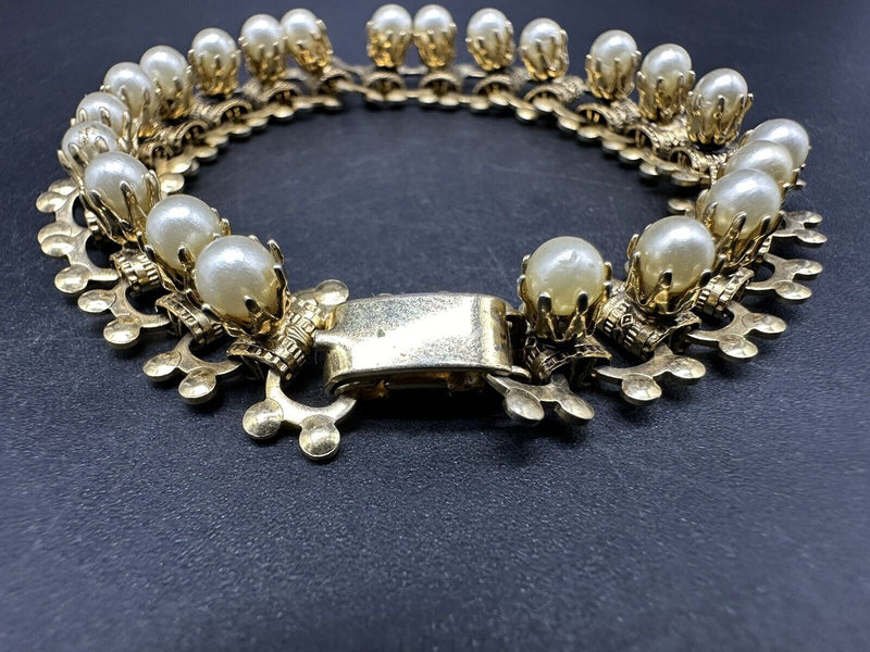 VINTAGE 1930-40'S GOLD TONE CREAMY WHITE FAUX PEARL BRACELET! 7”