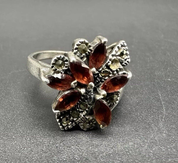 Vintage STERLING SILVER Red GARNET Marcasite Flower Cluster RING Size 6