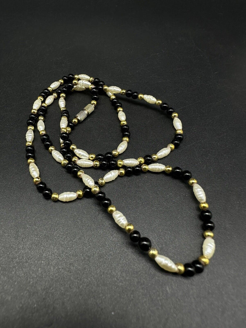 Fabulous Vintage Gold Tone Fresh Water Pearls & Black Onyx Necklace 12