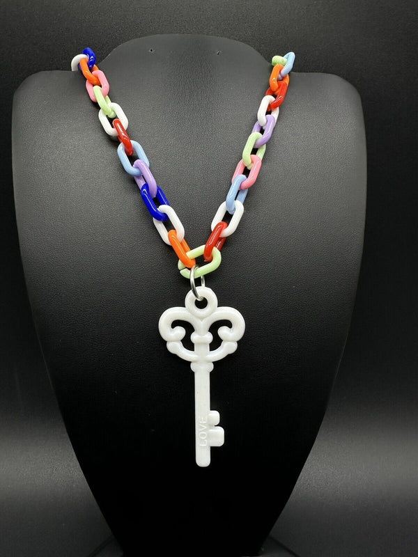 Acrylic Cable Link Chain Key Pendant Necklace 17”