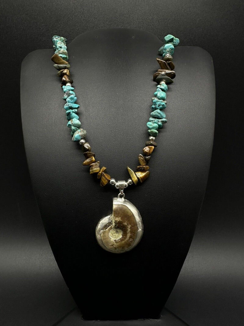 Turquoise Necklace natural shell pendant 20” 43Gs