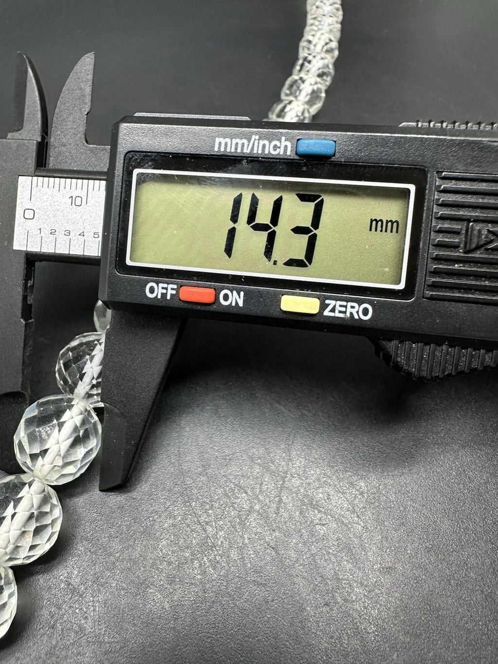 44324406