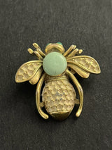 Vintage Bee gold tone large brooch pin 1.5”