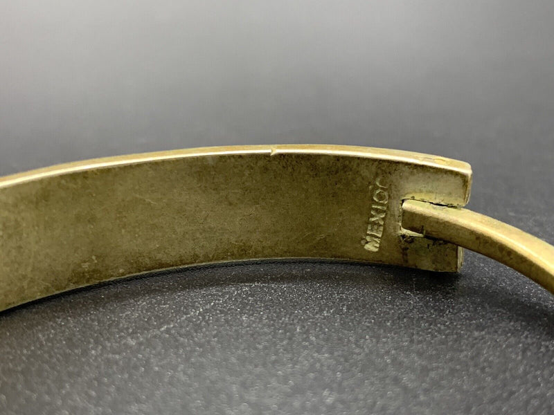 Vintage Mexico Alpaca Silver crushed Turquoise Hinged Bangle Bracelet