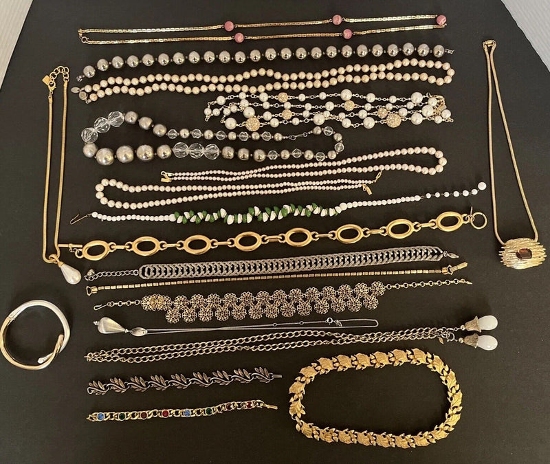 Vintage Signed/Unsigned Jewelry Mixed Lot~Anne Klein~Les Bernard~Dauplaise