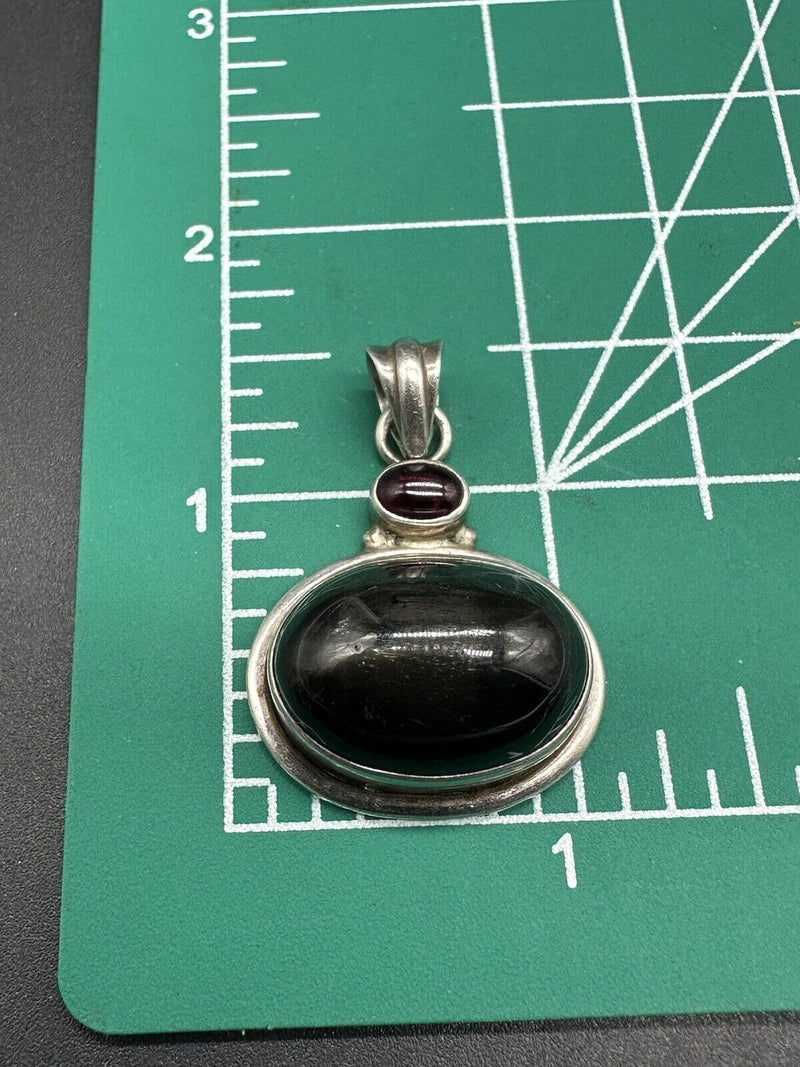 Estate Sterling Silver Natural Black Onyx Garnet Pendant 13Gs