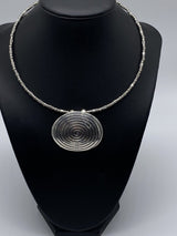 ~Vintage Inspired Medallion Pendant Silver Tone Choker Necklace~