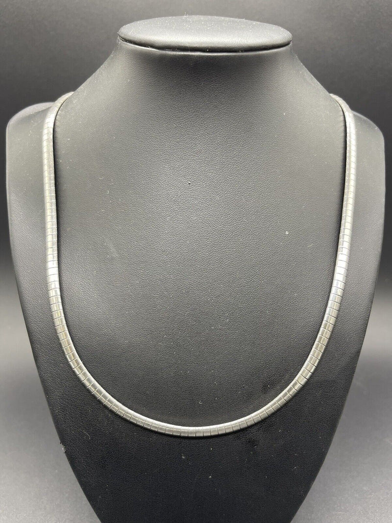 19” 925 Sterling Choker Necklace From Italy. 33Grams.