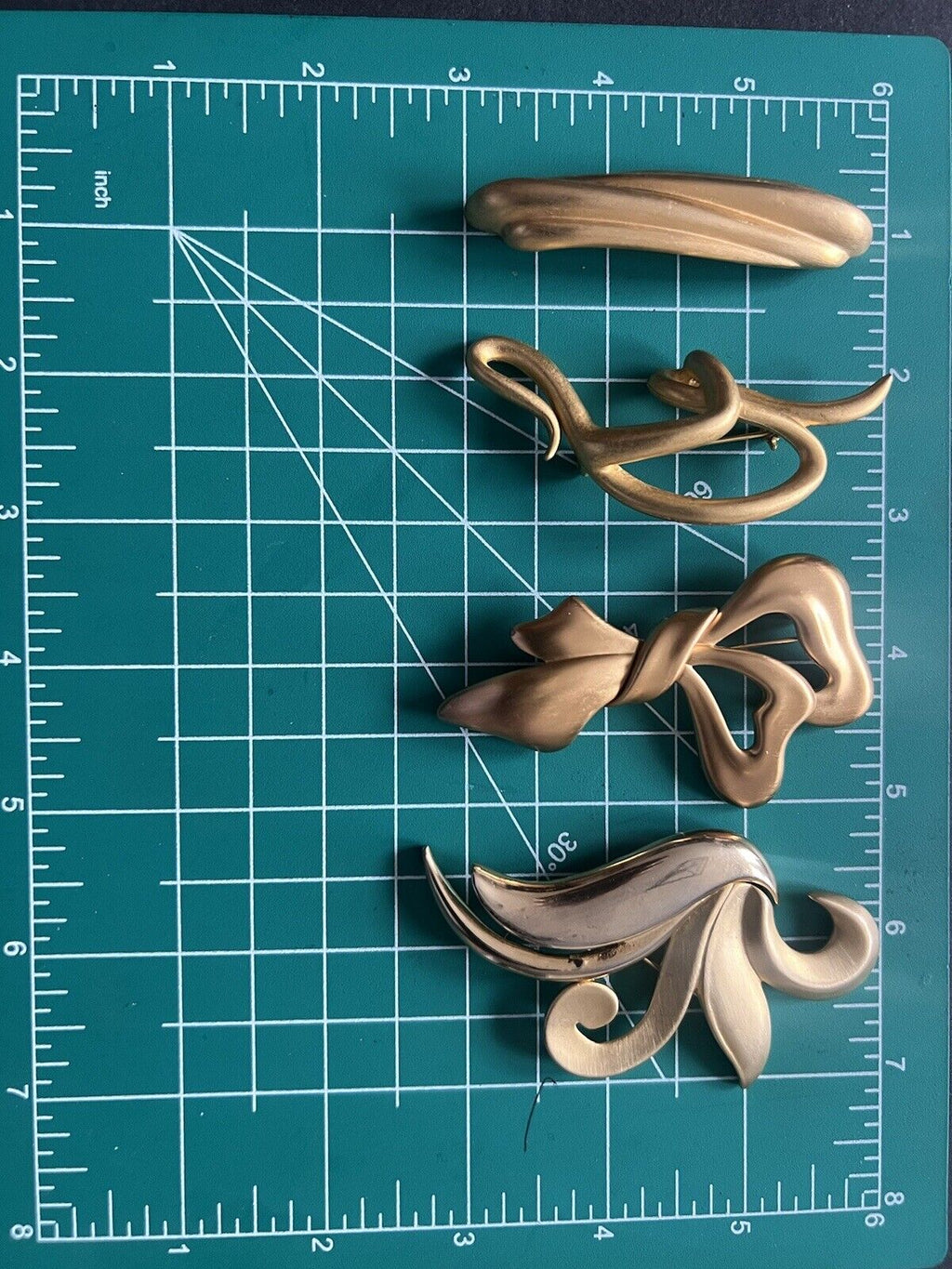 Vintage Signed Brush Gold Large Brooch  Jewelry Lot Of 4pcs