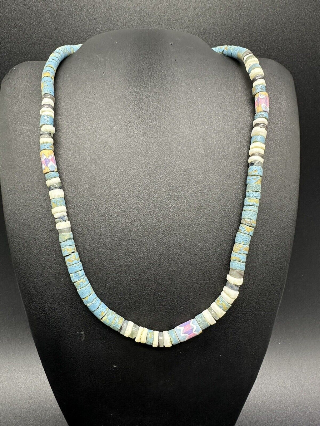 Vintage Tribal Bead Ethnic Necklace 16” 13Gs