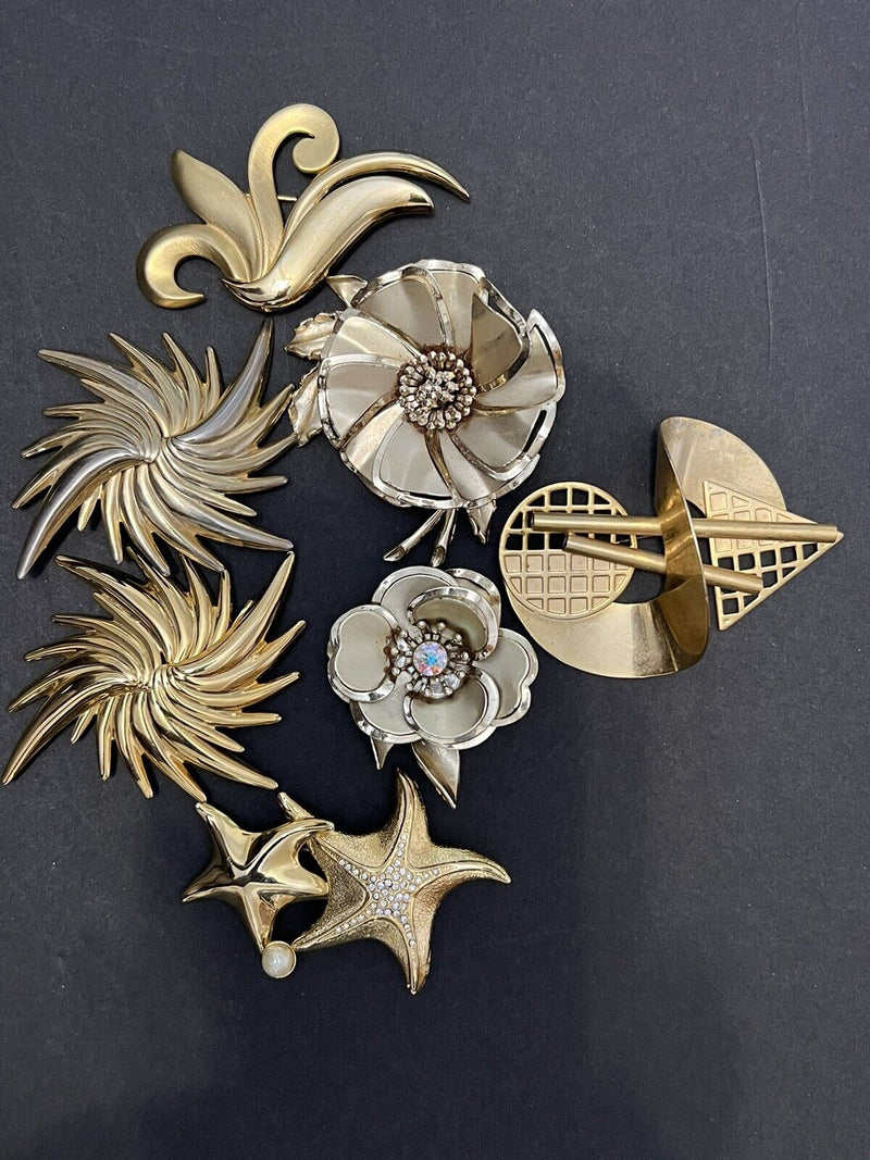 Vintage To Now Large Metal Floral Unsigned Brooch Pin Gold Tone Jewelry Lot Of 7