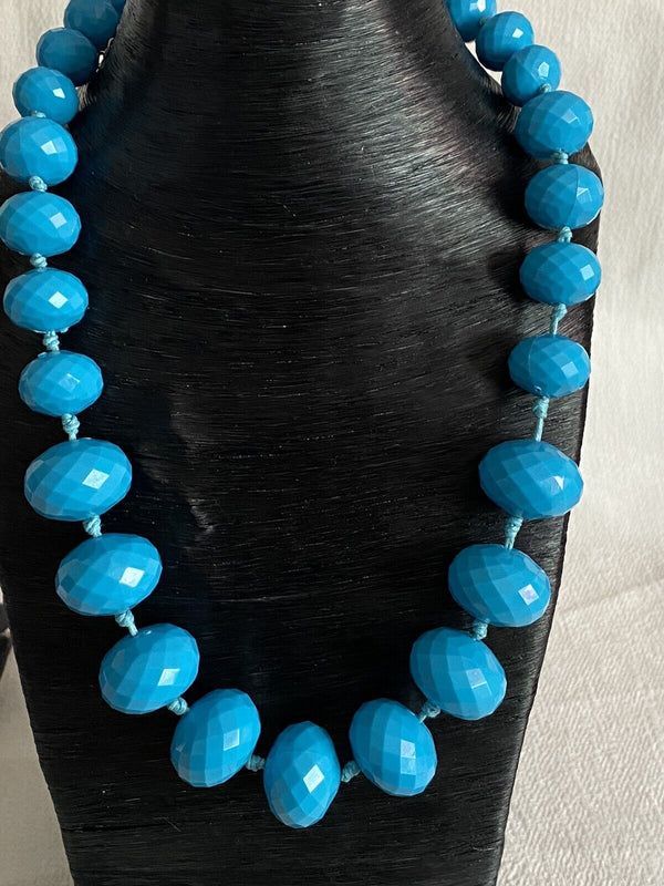 Chunky Faceted Plastic Blued Graduated Beads Knotted Necklace 22" Long