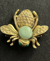 Vintage Bee gold tone large brooch pin 1.5”