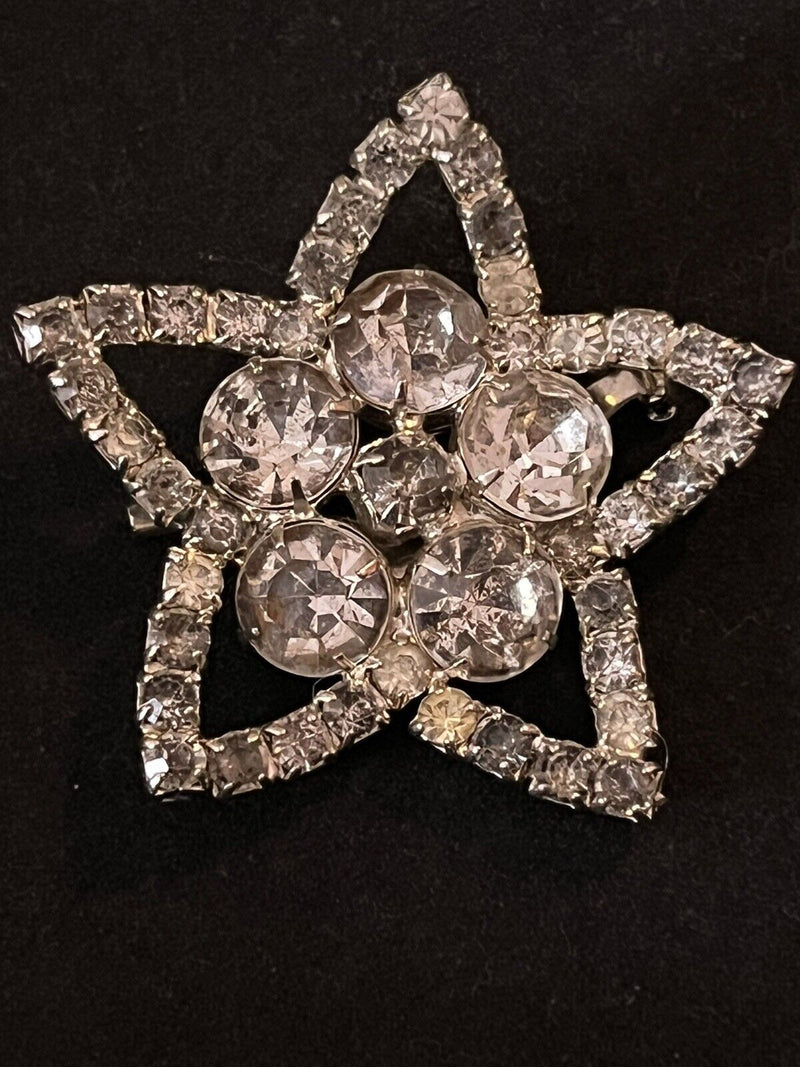 Vintage High-end rhinestone starburst silver tone brooch pin~Unsigned