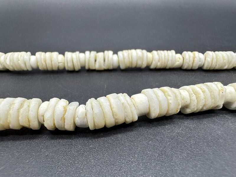 A87 White Disc Shell Necklace Barrel Clasp Vintage 17” 41Gs