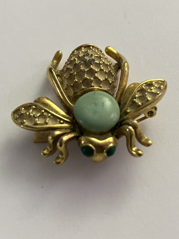 Vintage Bee gold tone large brooch pin 1.5”