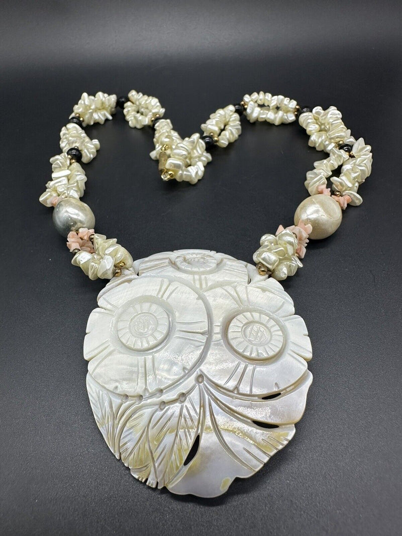 Vtg MOP Hibiscus Shell Statement Necklace 22”