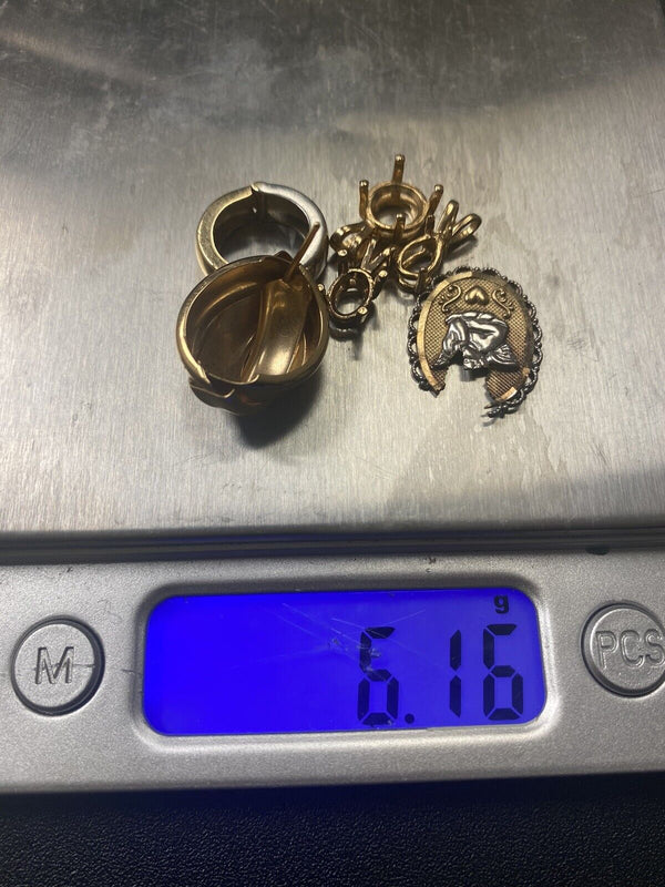 14k (5.22g) 10k (0.92g) Scrap Gold Jewelry Lot Total of 6.16 grams